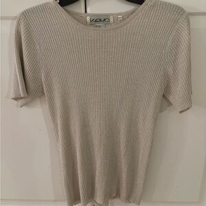 Kevo Collection Silk blend Vintage white Knit Short Sleeve Women's Size‎ medium.
